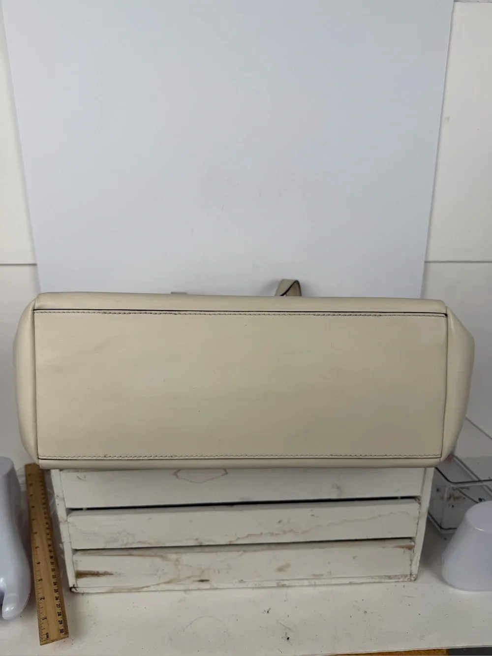 Kate Spade Camden Way Lenora leather tote pebble-colored.